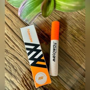 🆕 Meloway Your Way Mascara in super black 🆕 adjustable brush!